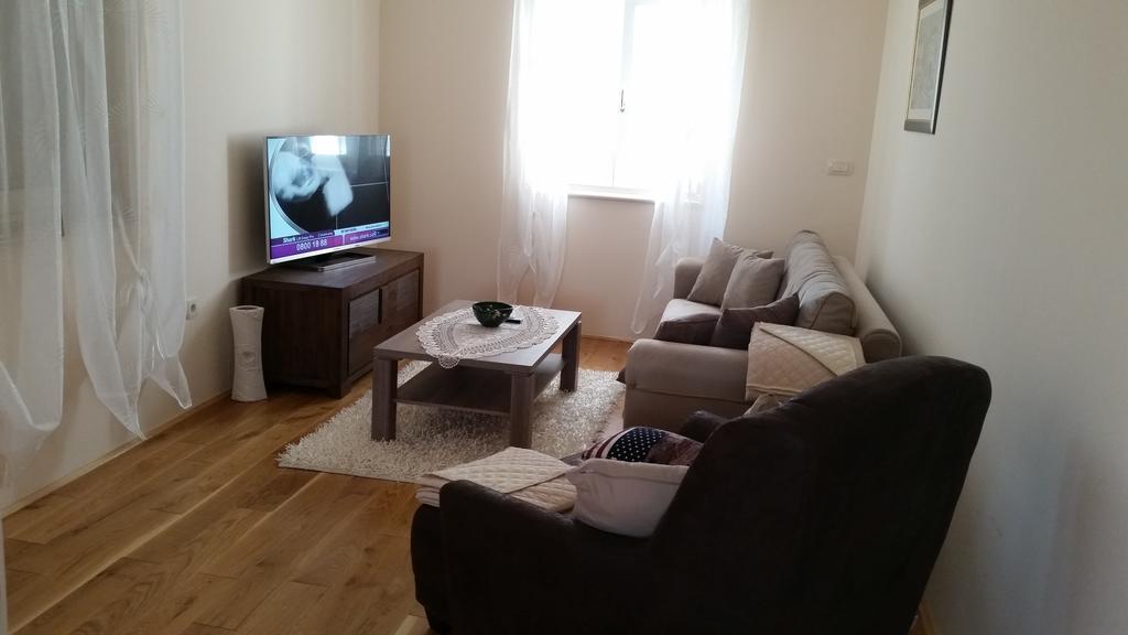 Apartments Rustic Biograd Na Moru Rom bilde